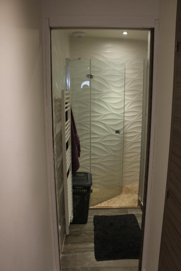 L Ensoleillee Maison 2 Chambres-Private House Кан Екстериор снимка