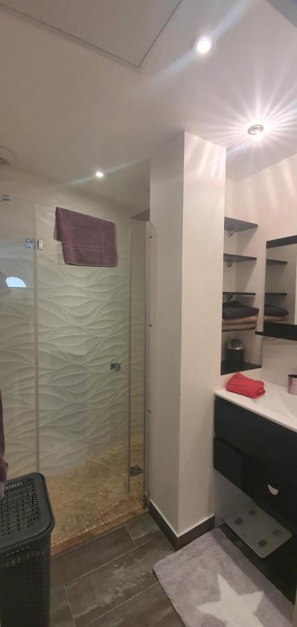 L Ensoleillee Maison 2 Chambres-Private House Кан Екстериор снимка